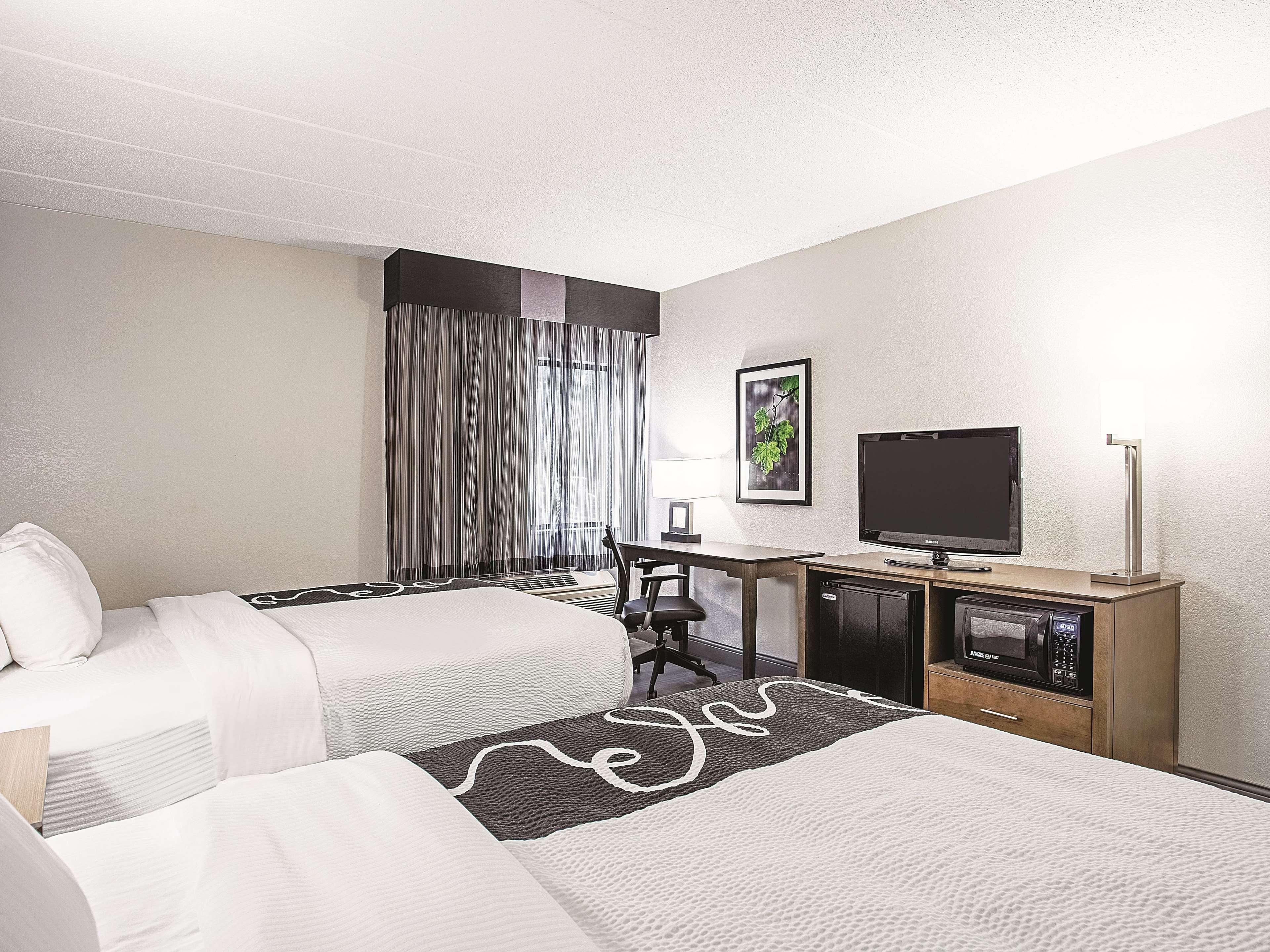 La Quinta By Wyndham Baltimore N / White Marsh Bagian luar foto