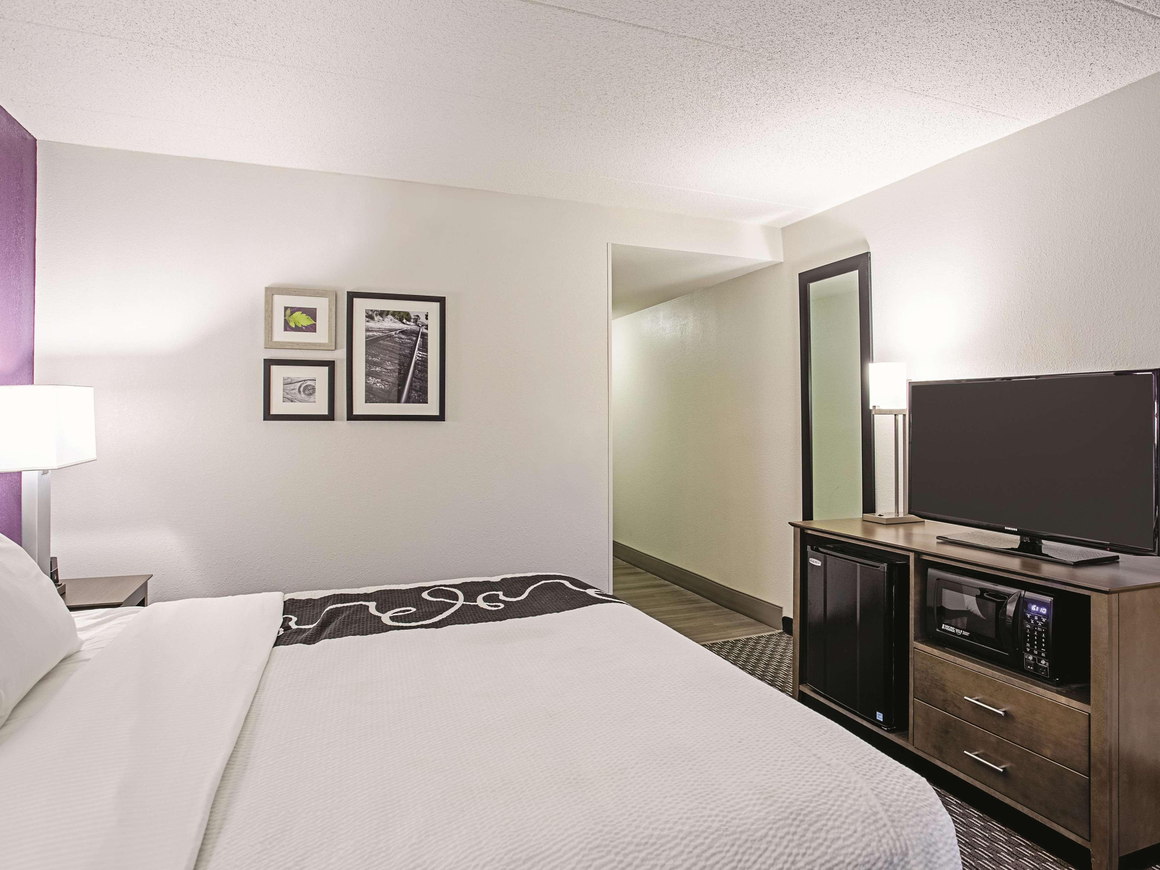 La Quinta By Wyndham Baltimore N / White Marsh Bagian luar foto