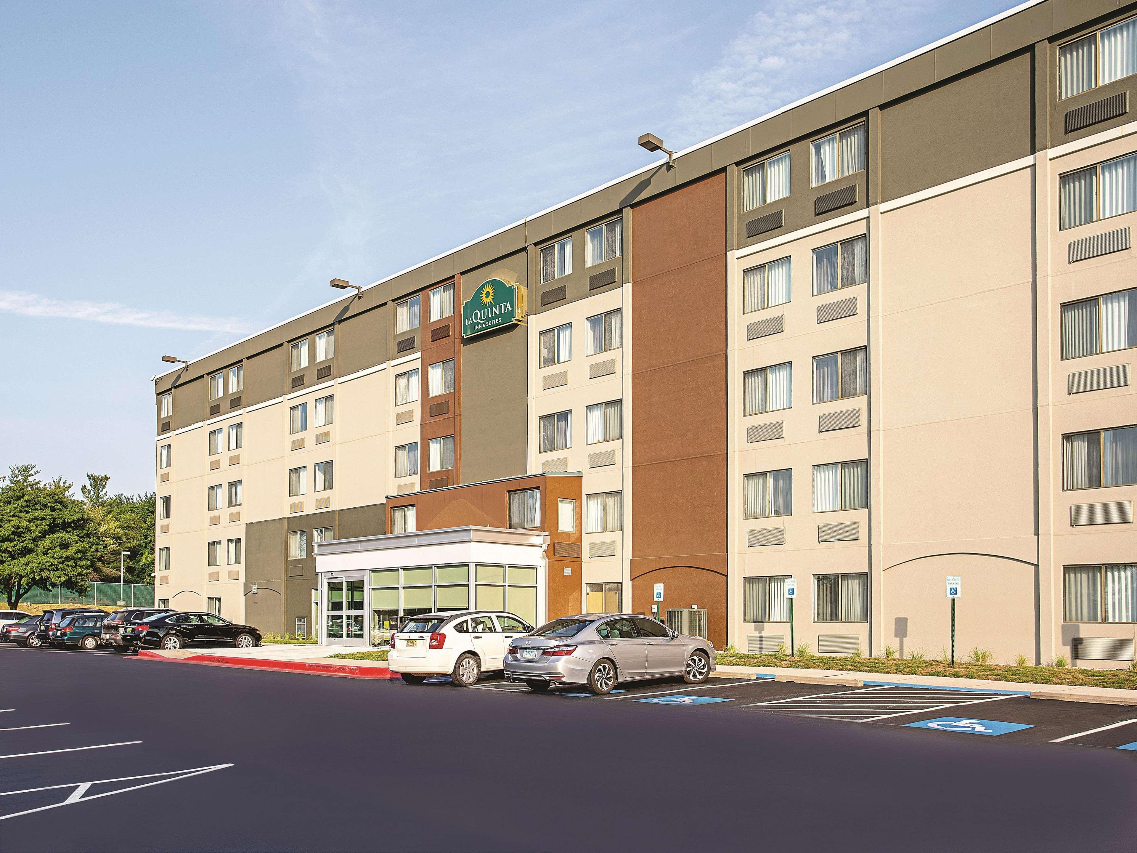 La Quinta By Wyndham Baltimore N / White Marsh Bagian luar foto