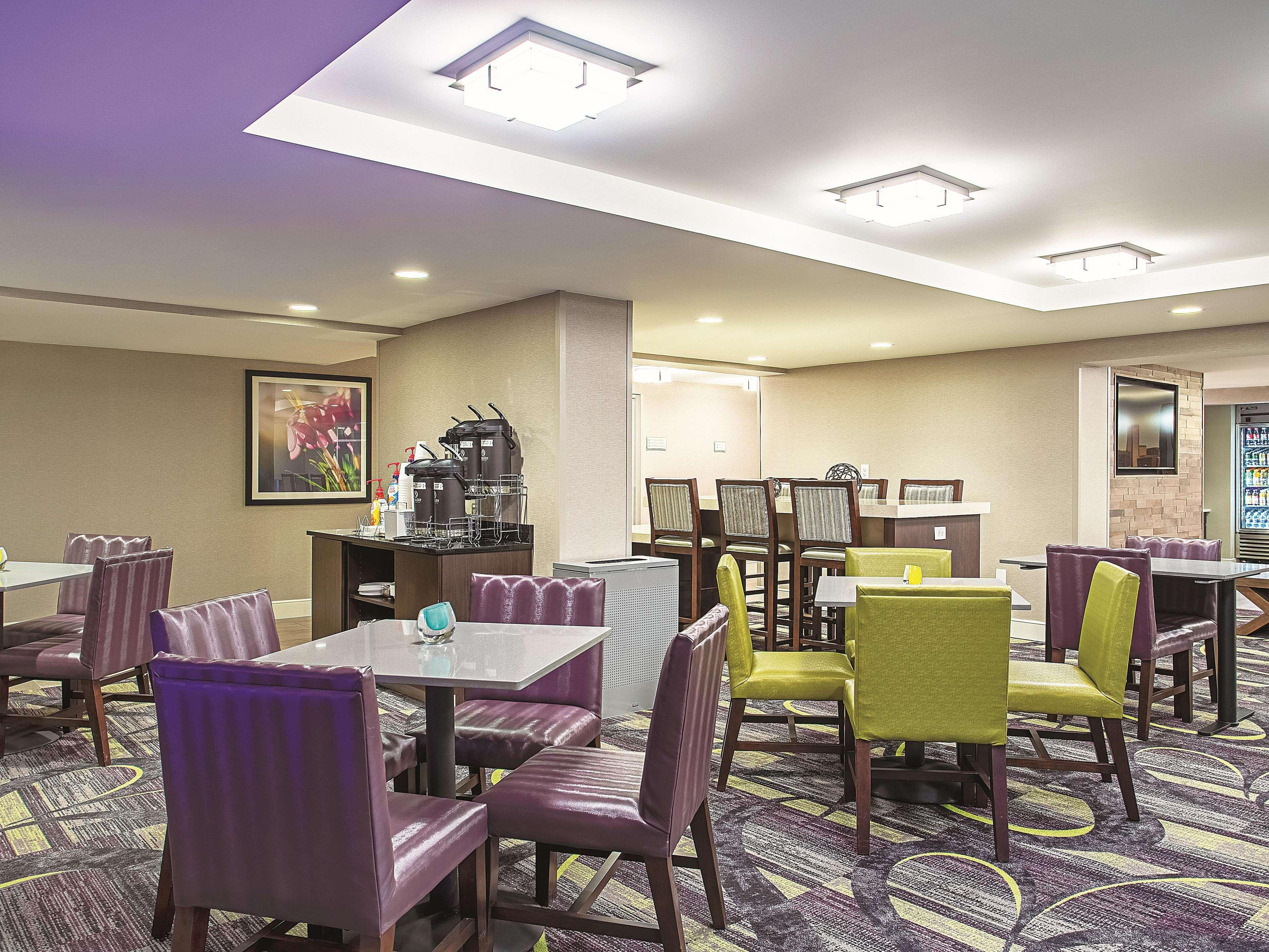 La Quinta By Wyndham Baltimore N / White Marsh Bagian luar foto
