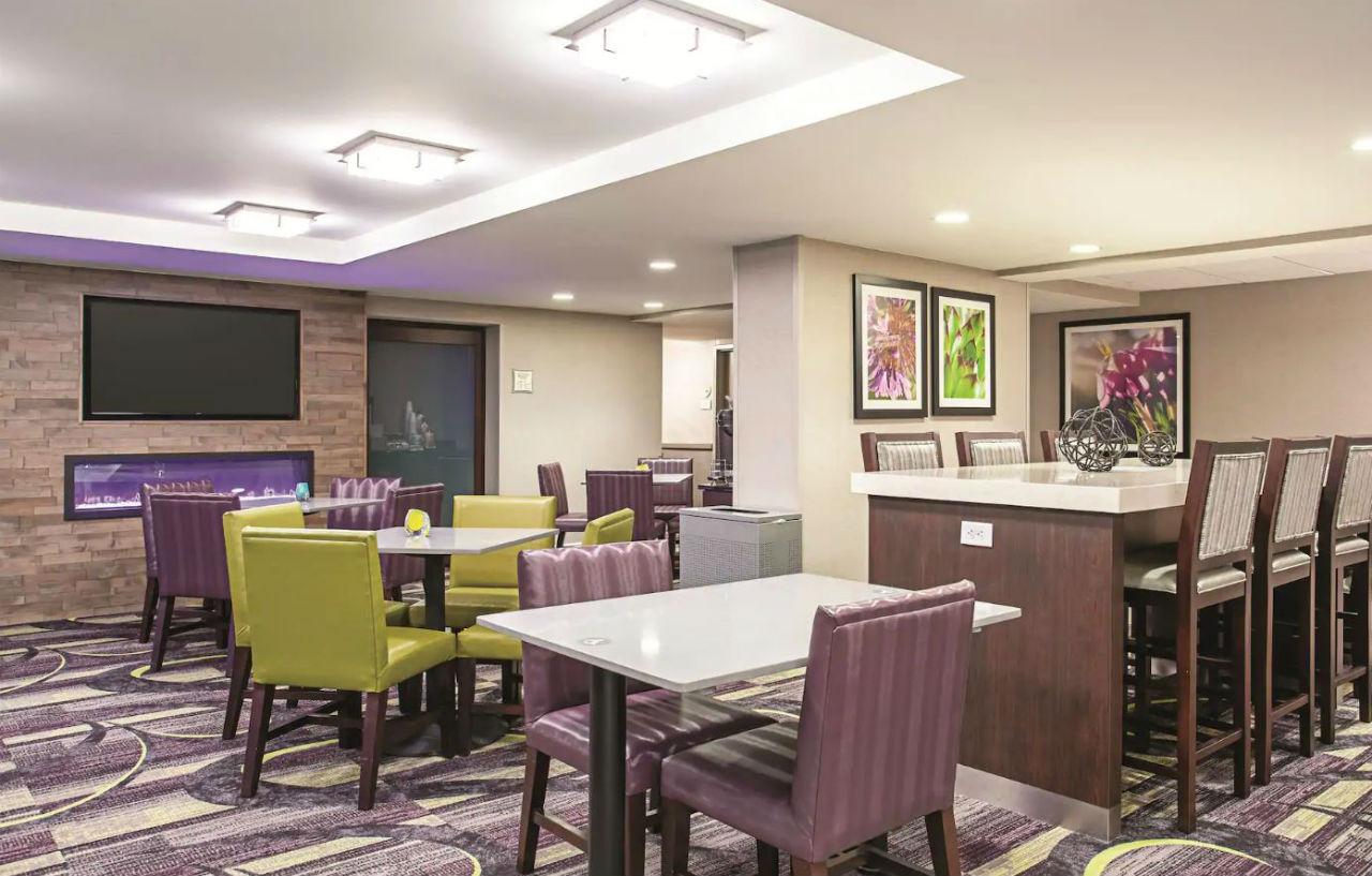 La Quinta By Wyndham Baltimore N / White Marsh Bagian luar foto
